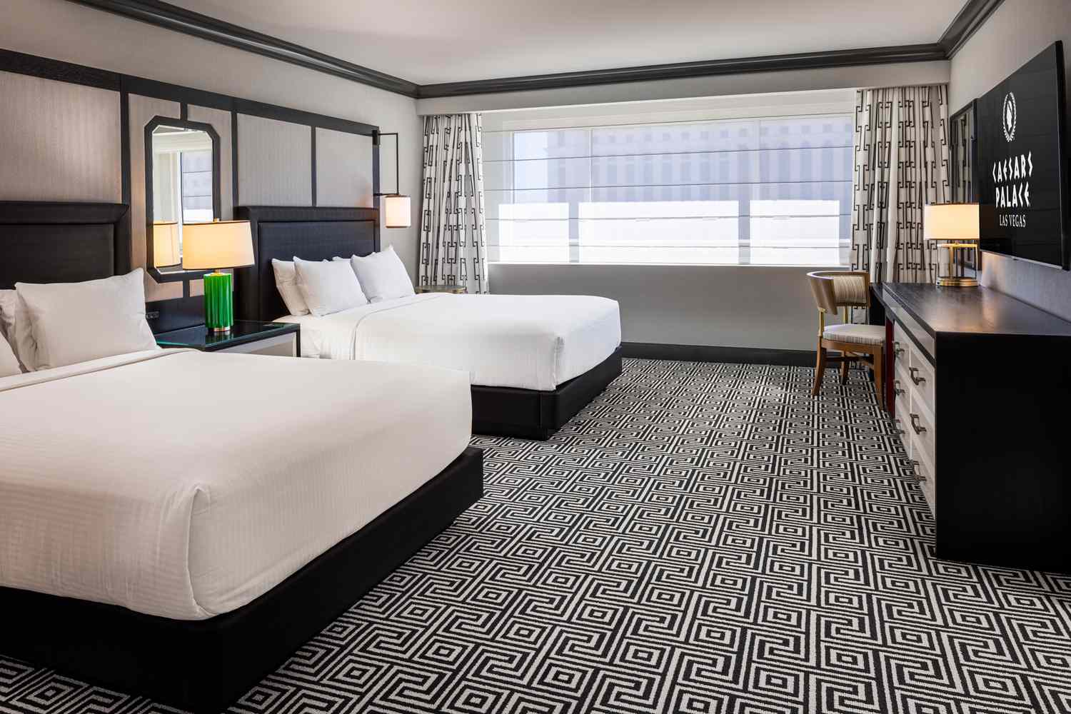 caesars colosseum tower suite 2 queens